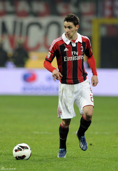 博主：塞尔吉尼奥踢完亚冠将返回巴西，达万已经回巴西治疗（博主：塞尔吉尼奥亚冠结束后将回巴西，达万已返国治疗）