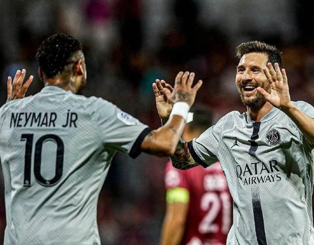 火力全开，巴萨本赛季联赛中已打入28球，仅次于拜仁（巴萨本季联赛已进28球，火力仅次于拜仁）