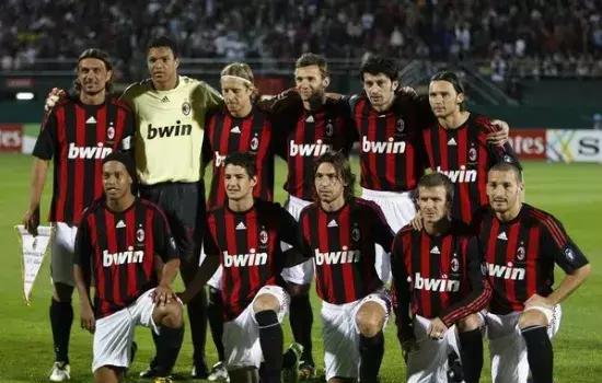 海纳：穆勒未来可以接替我成为拜仁主席，他对俱乐部了如指掌（海纳看好穆勒未来接任拜仁主席：他对俱乐部无比熟悉）