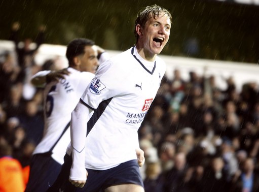 科摩罗后卫：我们一点也不害怕摩洛哥，没人能吓到我们（科摩罗后卫：我们无惧摩洛哥，谁也震慑不了我们）