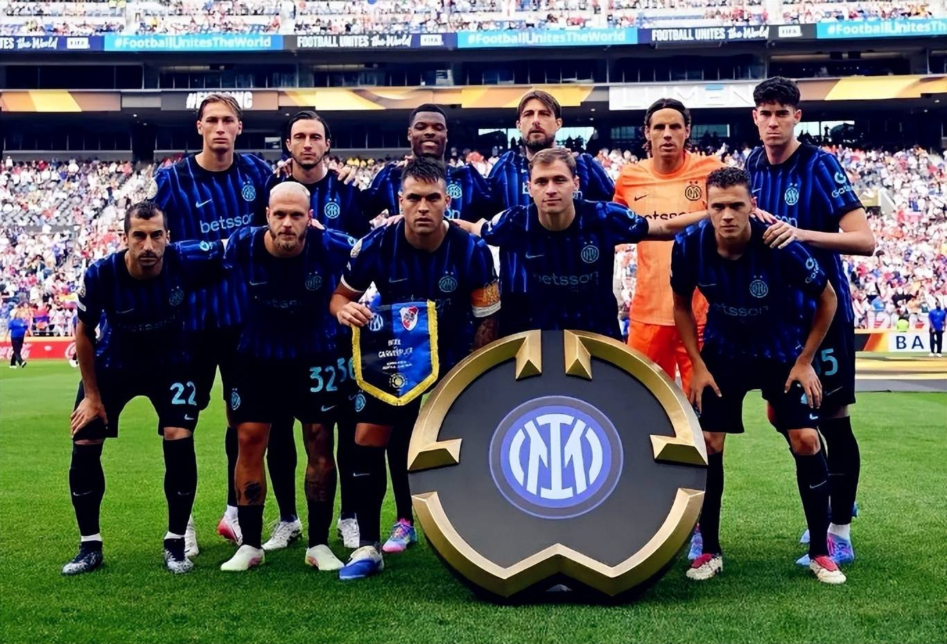 奥尔莫：欧洲杯门线解围是最兴奋时刻；若拿重要冠军就剃光头（奥尔莫：欧洲杯门线救险最让我振奋；若夺重磅冠军就剃光头）