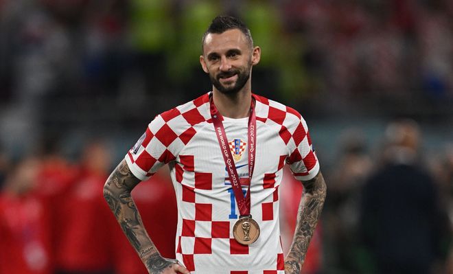 BBC：樱桃要在冬窗留住塞梅尼奥，倾向赛季后更低价格放人（BBC：伯恩茅斯计划冬窗留住塞梅尼奥，倾向赛季结束后再以更低价放行）