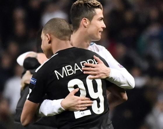 西媒：加西亚被阿拉维斯球员肘击后出现头晕，因此半场被换下