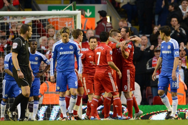 拜仁连续18场联赛每场都至少进两球，距德甲纪录只差两场