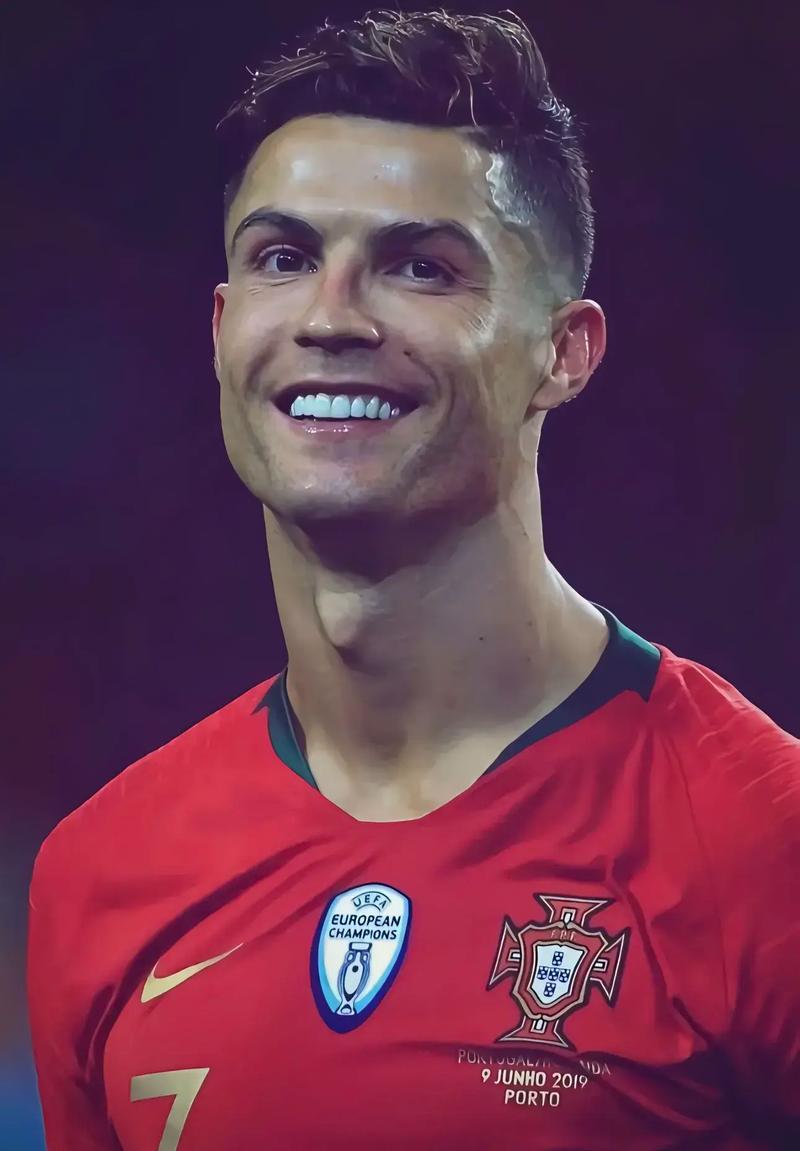 凯恩：今夏我赢得了职业生涯首个冠军，我们会尽可能继续前进（凯恩：这个夏天拿到职业首冠，我们将全力向前）