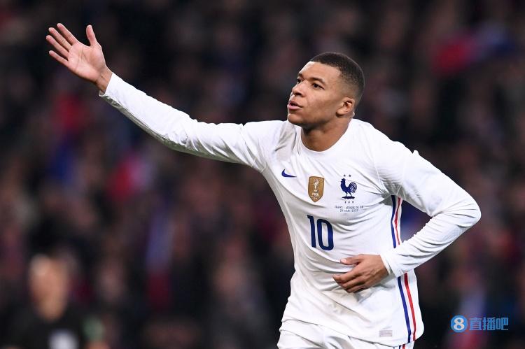 合同明夏到期，格策：我明年34岁了，若还能帮助球队就很积极